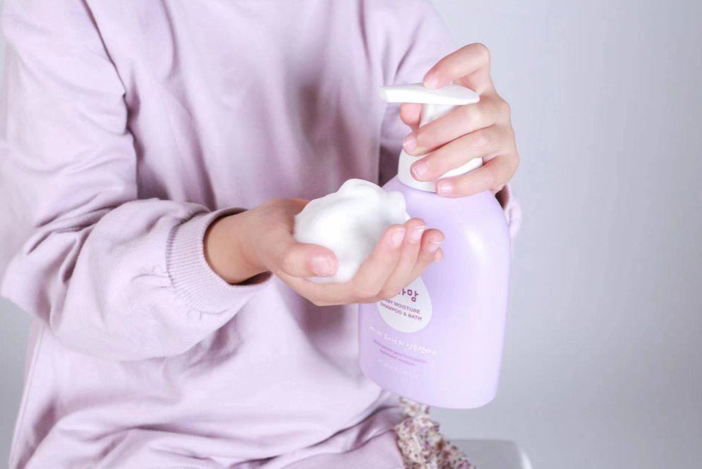 شامبو واستحمام أوغاموم المرطّب للأطفال - ٣٥٠ مل 4